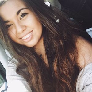 Meet your Posher, Karrisa